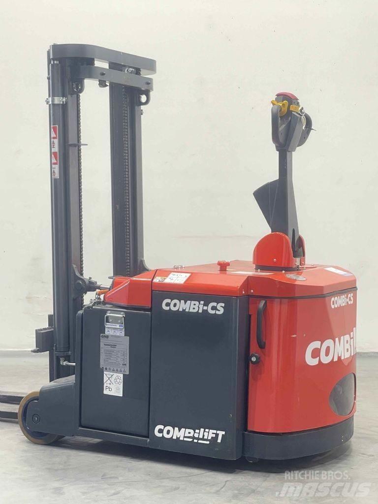 Combilift CS1500 Empilhador para operador externo