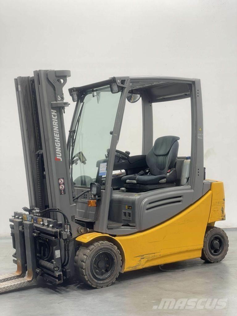 Jungheinrich EFG 320 Empilhadores eléctricos