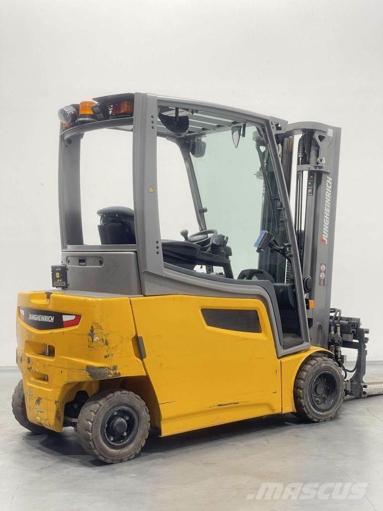 Jungheinrich EFG 320 Empilhadores eléctricos