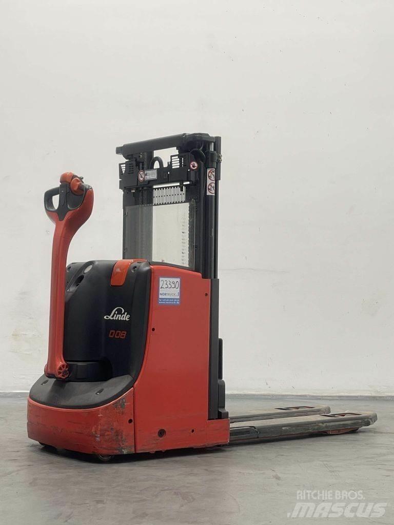 Linde D08-1160 Empilhador para operador externo