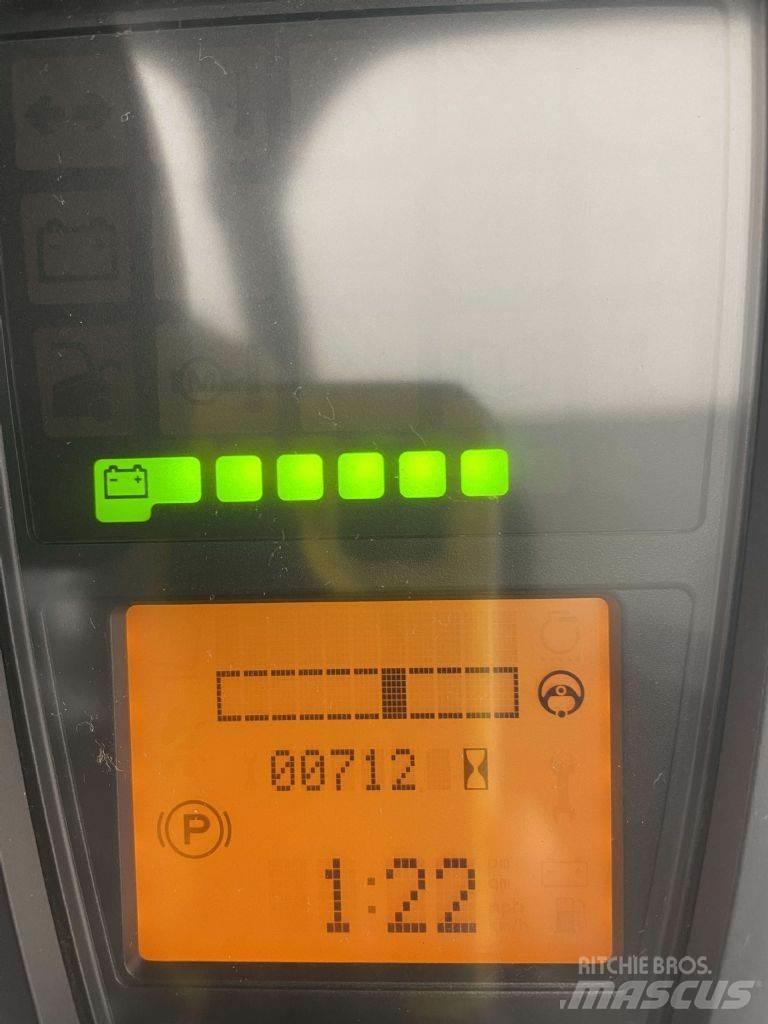 Linde E16L-02-386 Empilhadores eléctricos