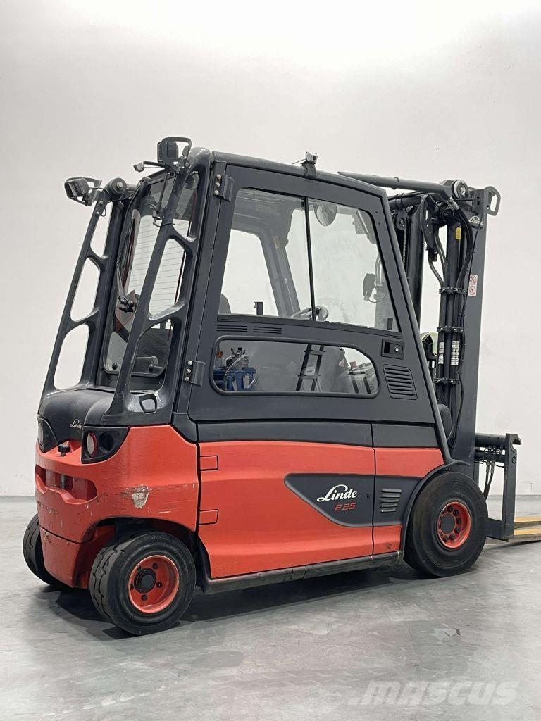 Linde E25L-01-387 Empilhadores eléctricos