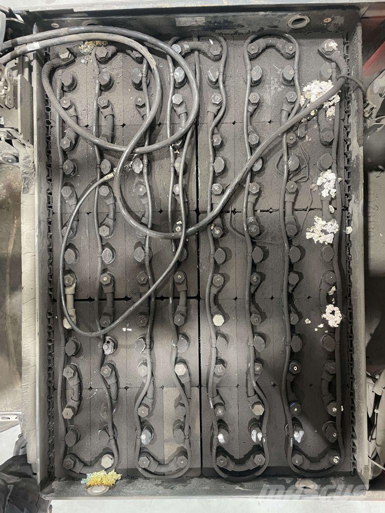 Linde E30H-01/600-387 Empilhadores eléctricos