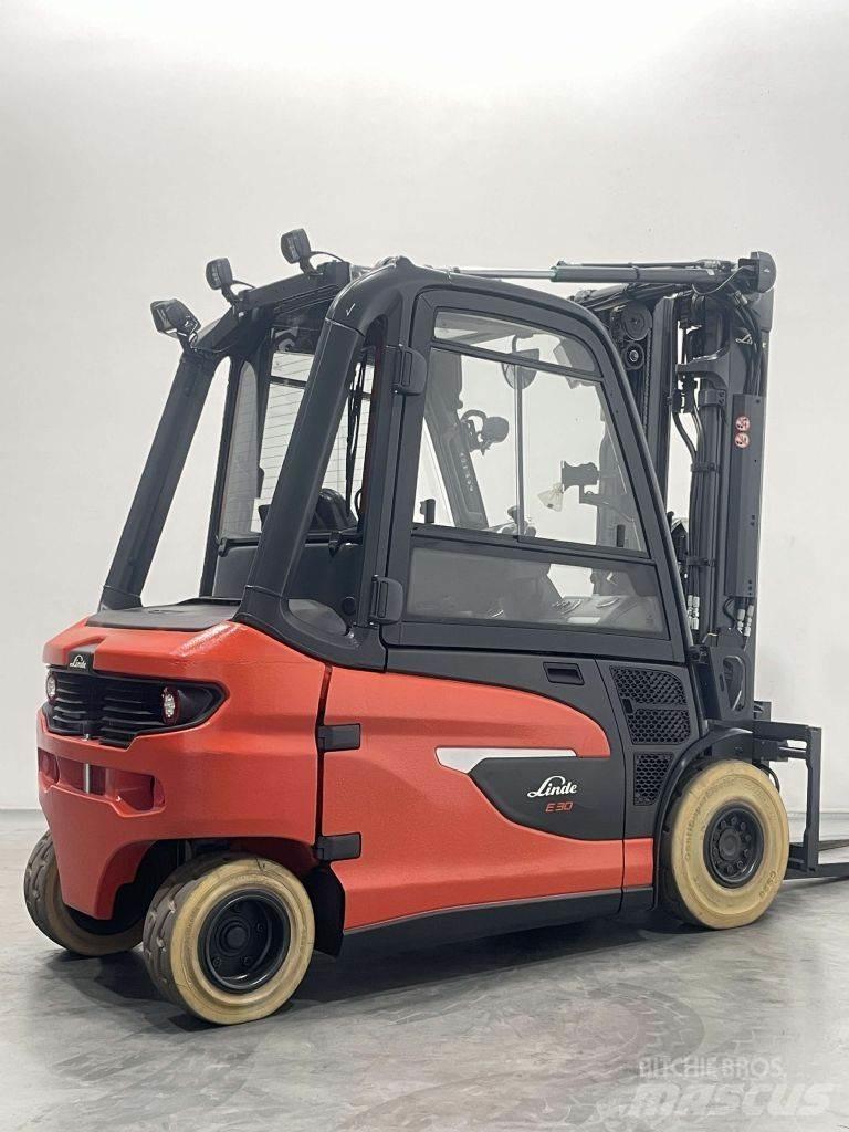 Linde E30L-01-1252 Empilhadores eléctricos