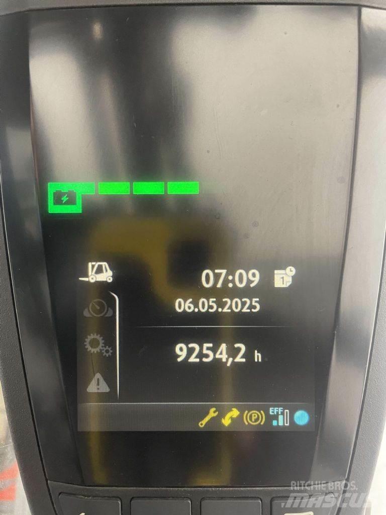 Linde E30L-01-387 Empilhadores eléctricos