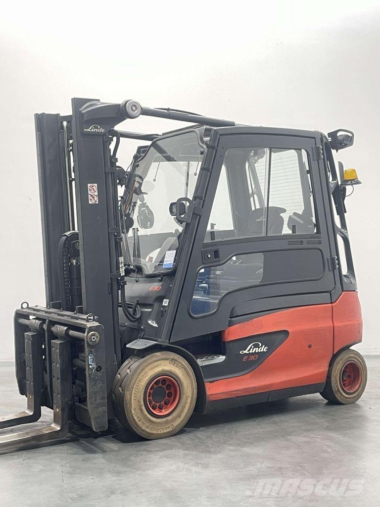 Linde E30L-01-387 Empilhadores eléctricos
