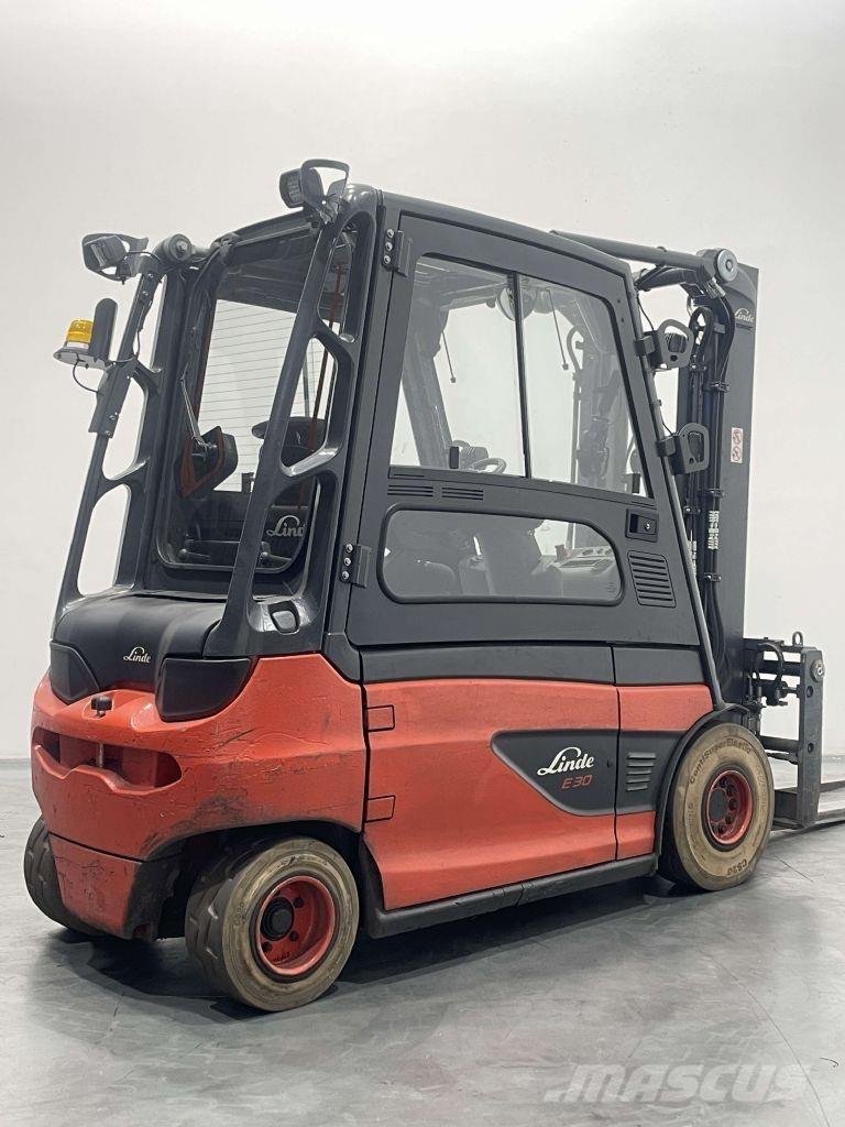 Linde E30L-01-387 Empilhadores eléctricos