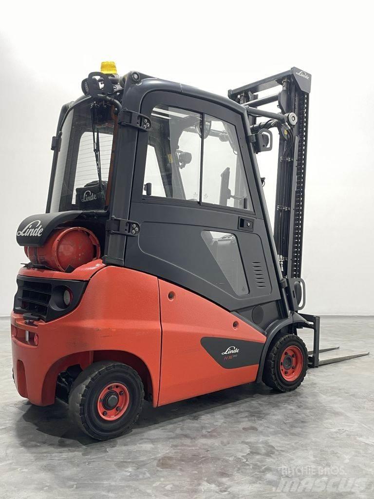 Linde H16T-01-391 Empilhadores a gás