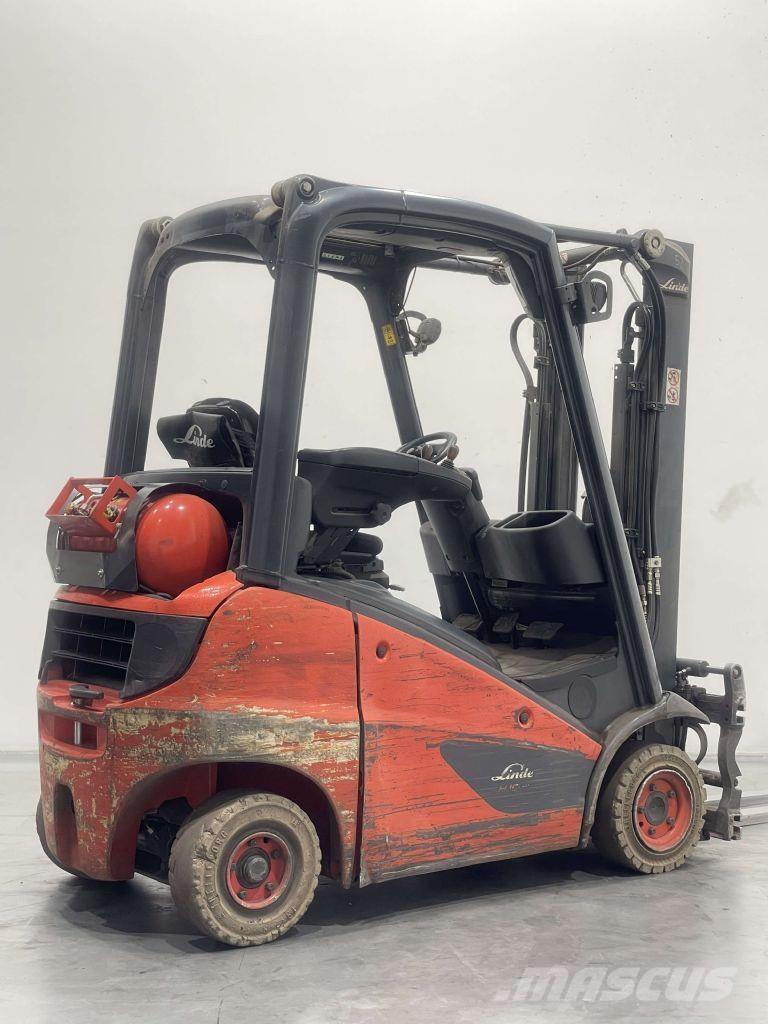 Linde H16T-01-391 Empilhadores a gás