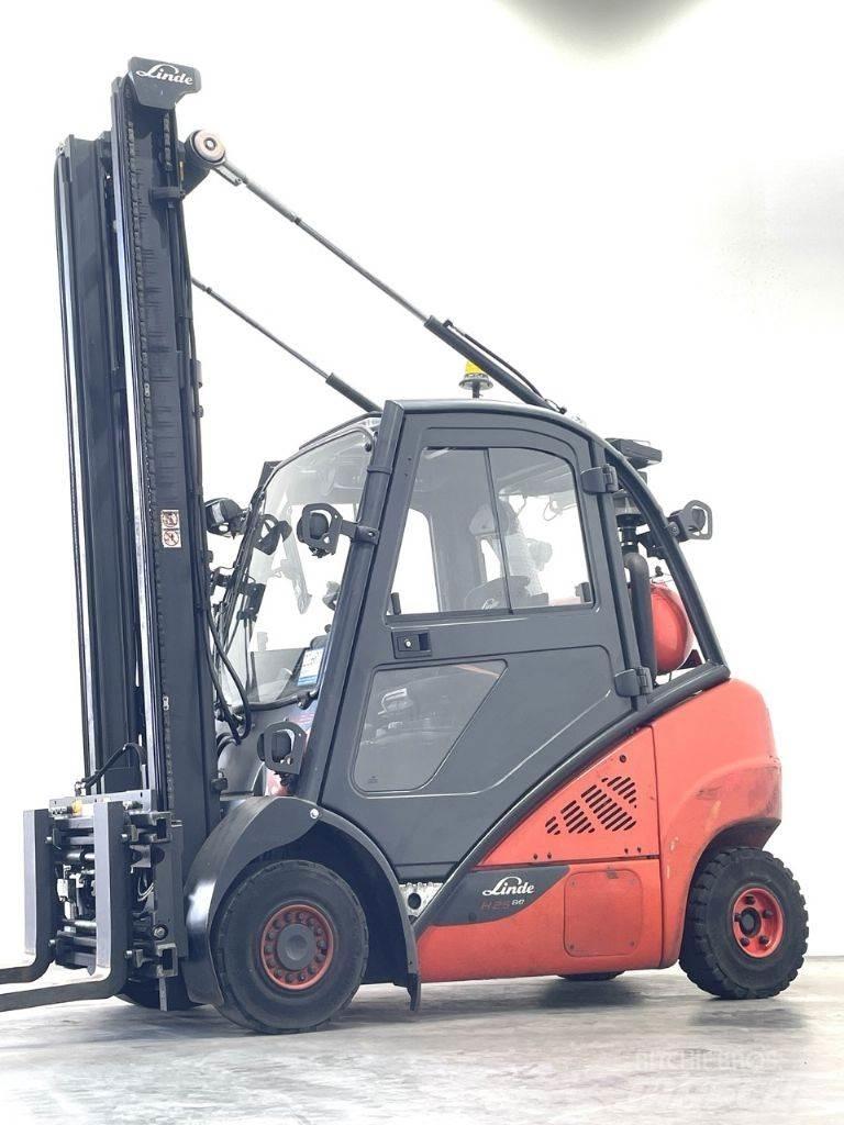 Linde H25T-02 EVO Empilhadores a gás