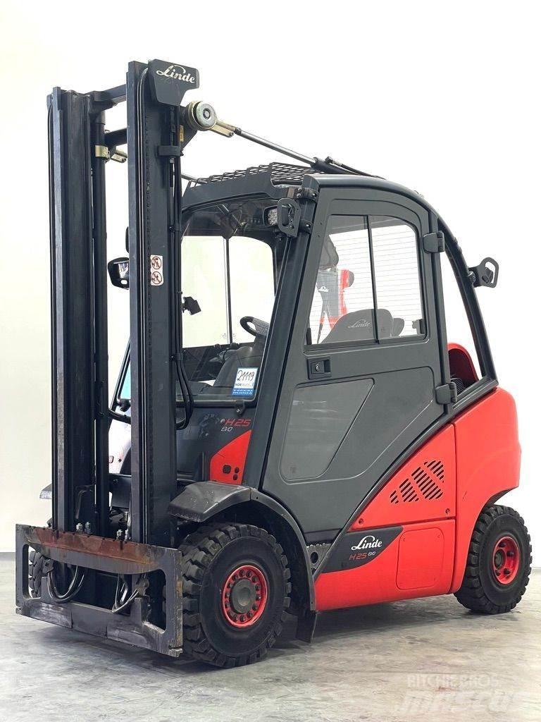 Linde H25T-392-EVO Empilhadores a gás