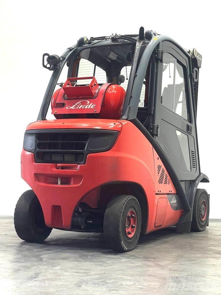 Linde H25T-392-EVO Empilhadores a gás