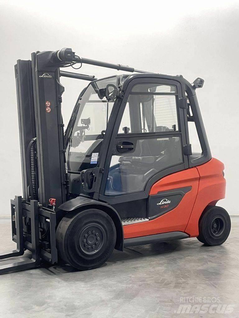 Linde H30D-01-1202 Empilhadores Diesel
