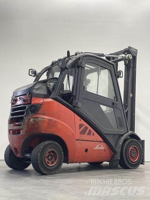 Linde H30T-01 393 Empilhadores a gás