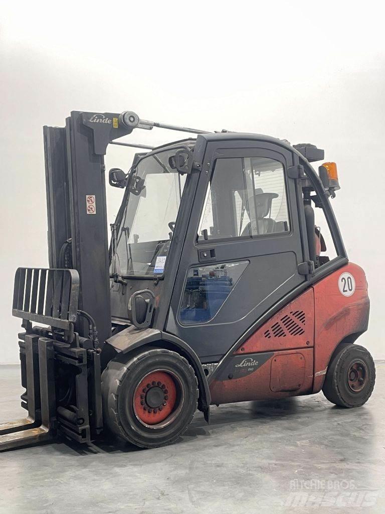 Linde H30T-02-393 Empilhadores a gás