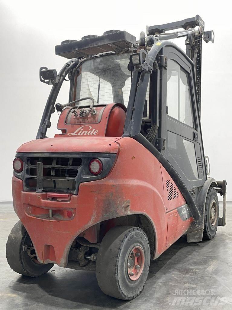 Linde H35T-02-393 Empilhadores a gás