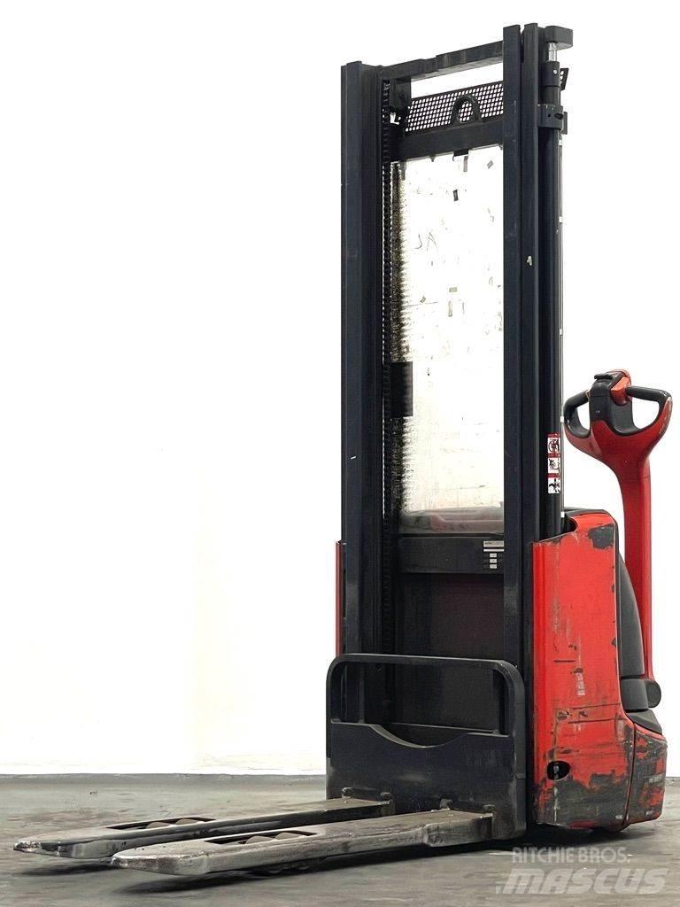Linde L10-1172 Empilhador para operador externo