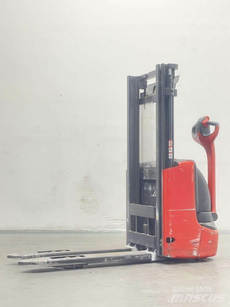 Linde L10B-1172 Empilhador para operador externo