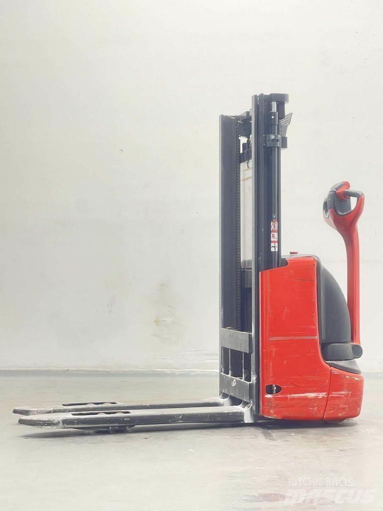Linde L10B-1172 Empilhador para operador externo
