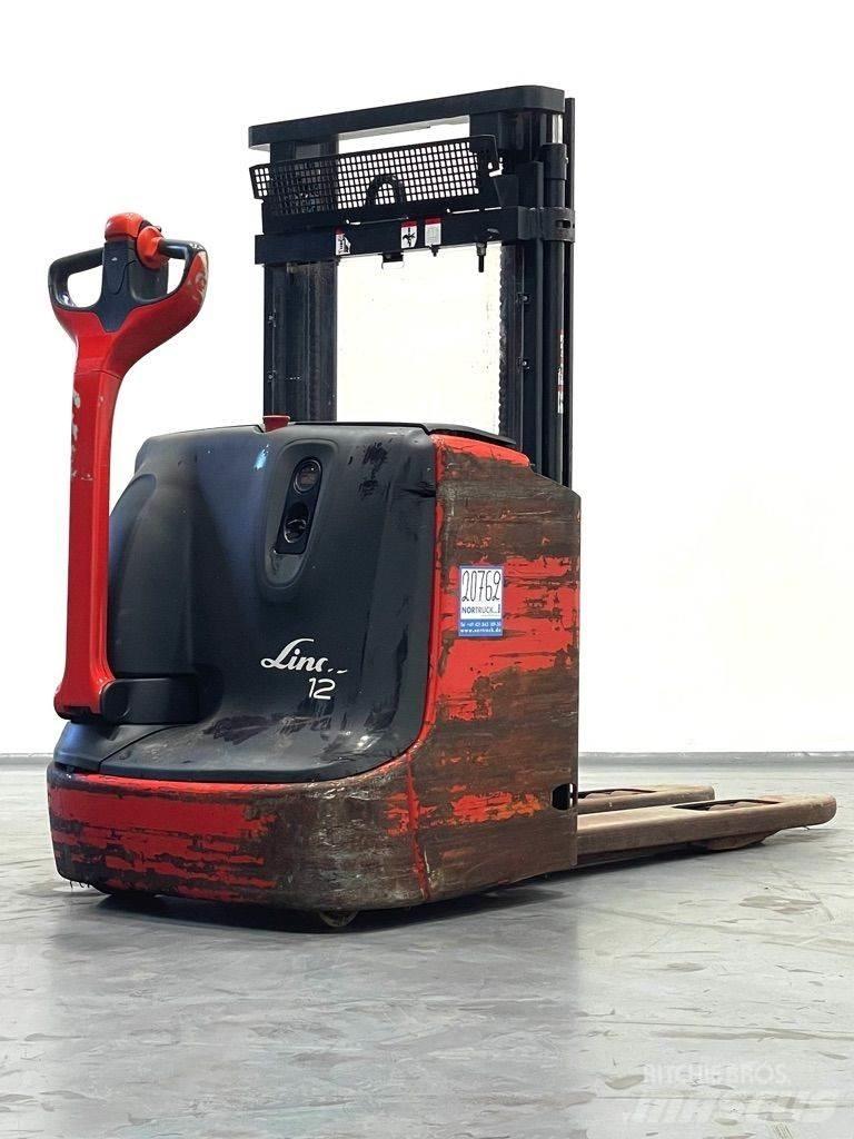 Linde L12i-1172 Empilhador para operador externo