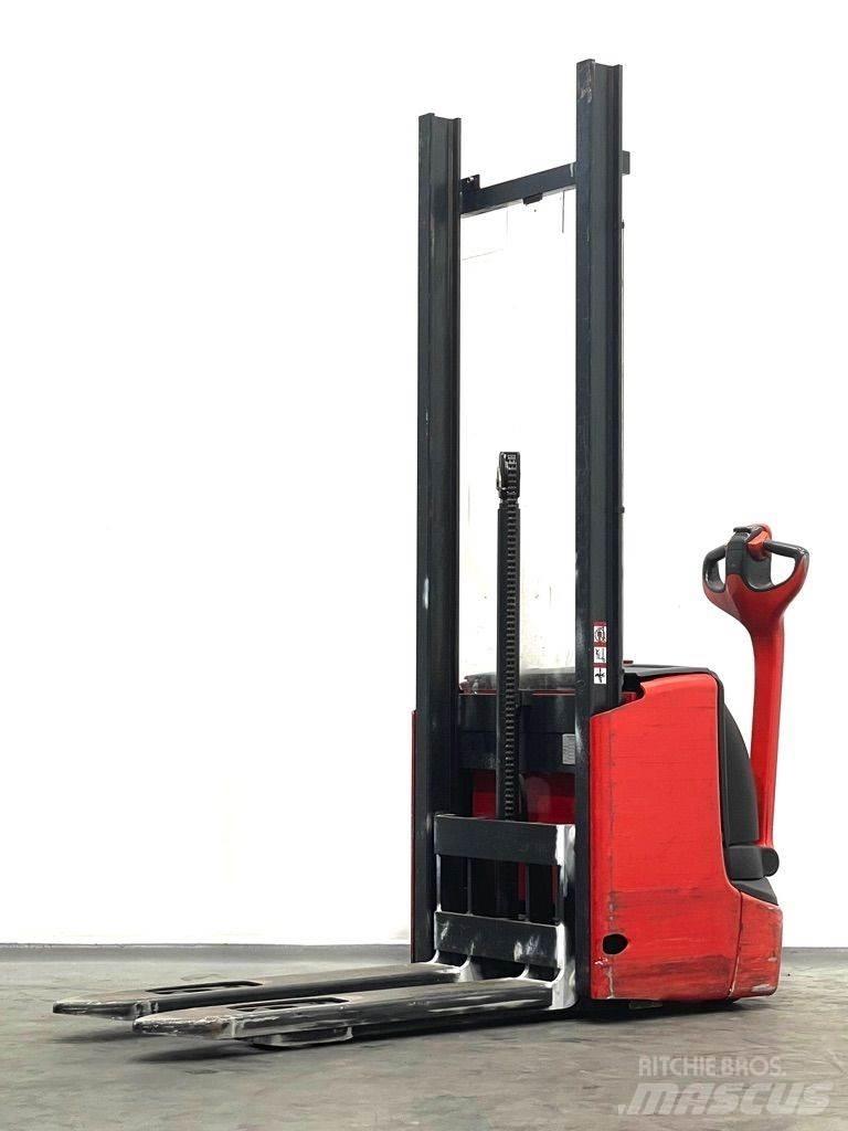Linde L12i-1172 Empilhador para operador externo