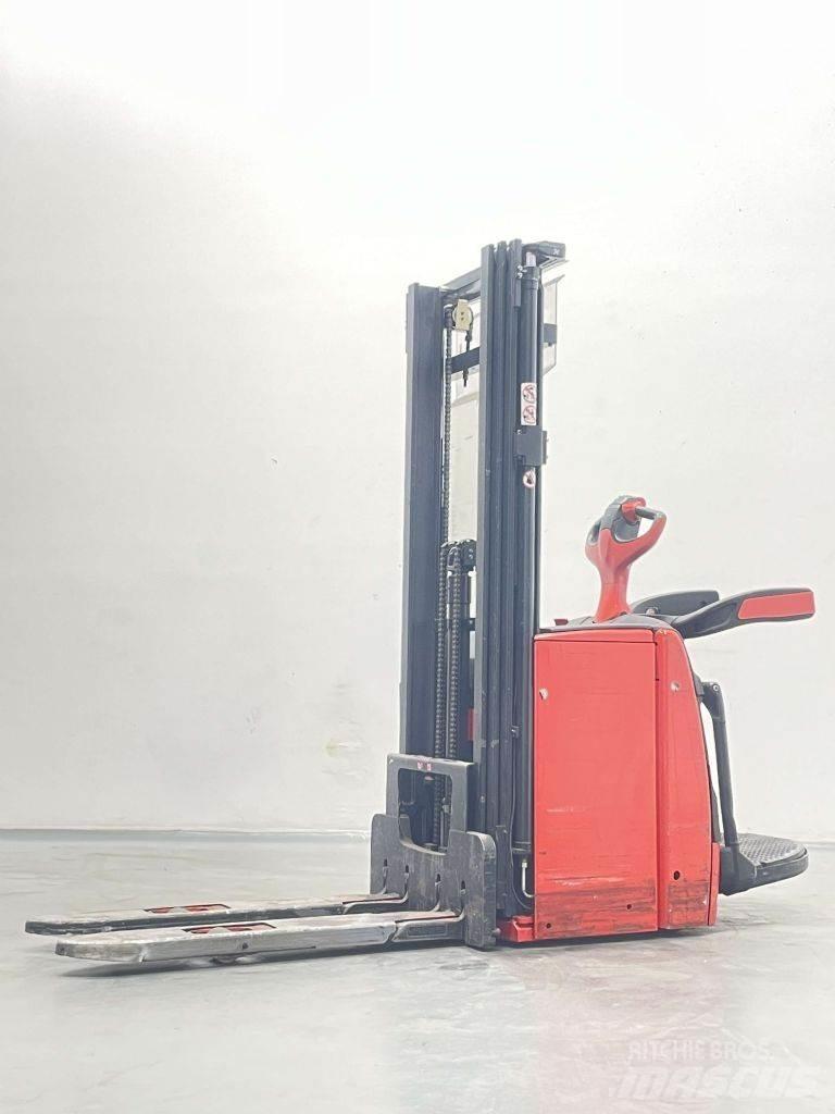 Linde L14AP-1173 Empilhador para operador externo