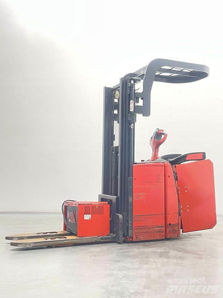 Linde L14AP-1173 Empilhador para operador externo