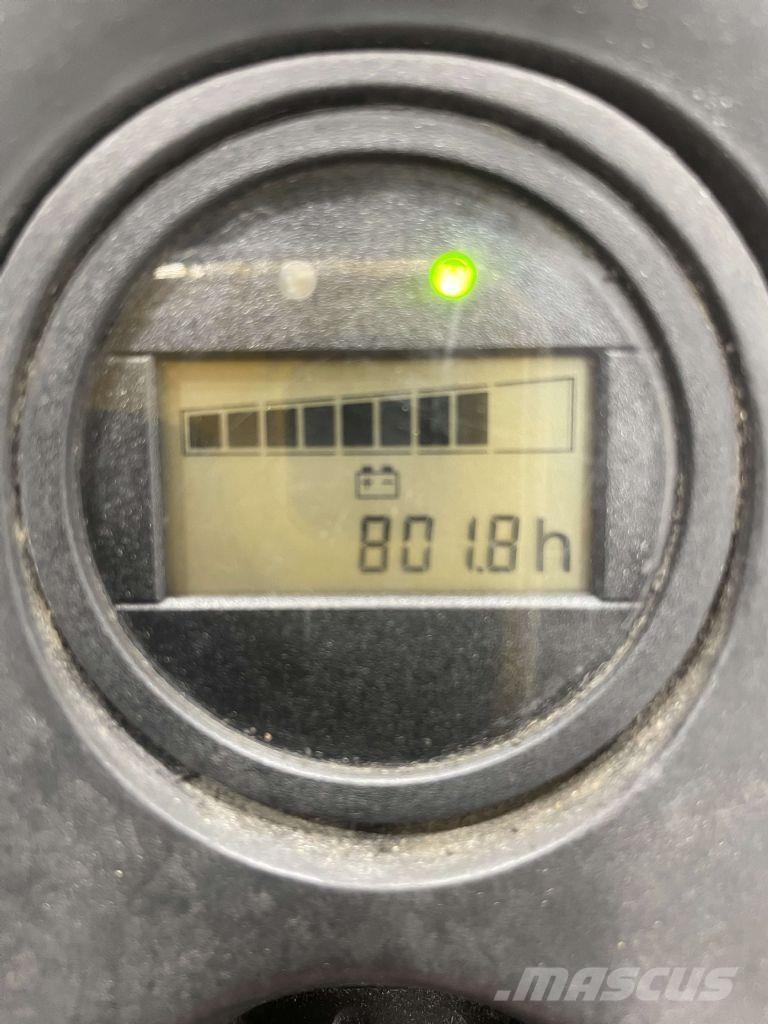 Linde T16L-1152 Porta palettes