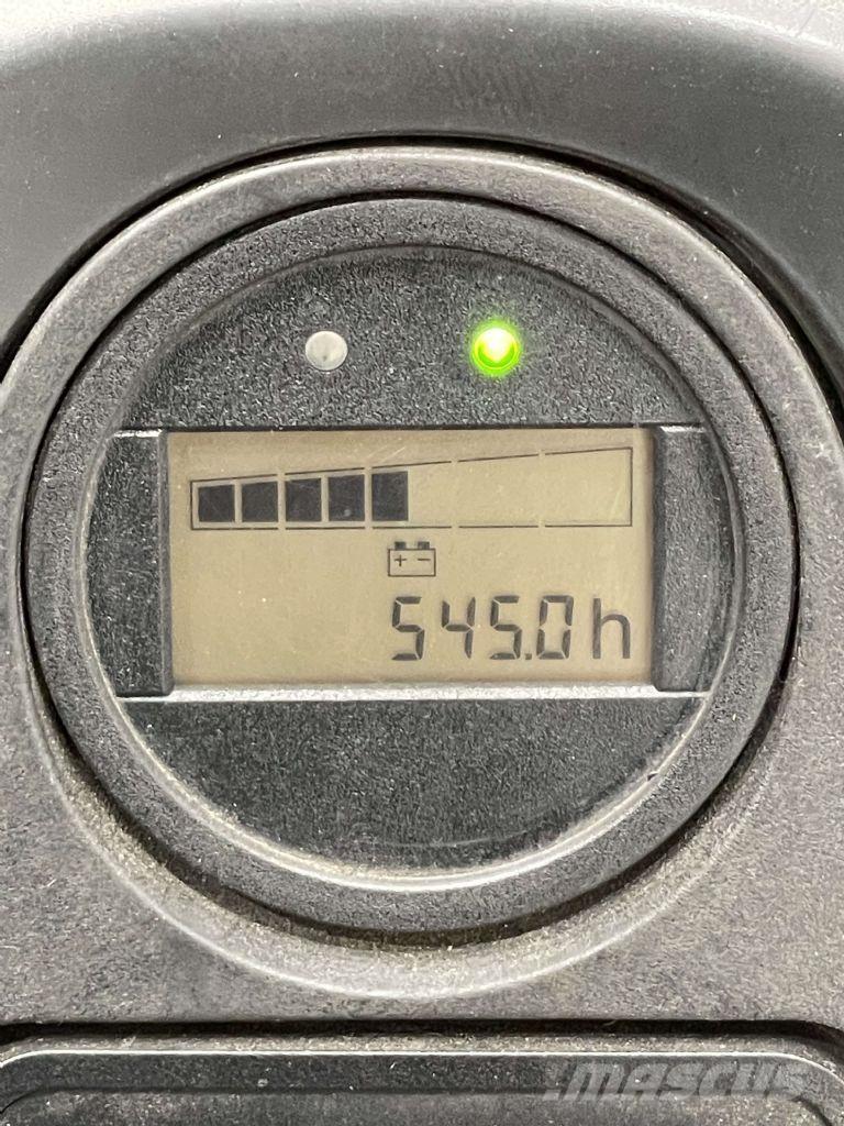 Linde T16L-1152 Porta palettes