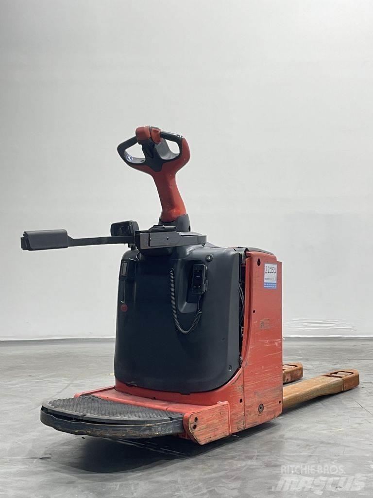 Linde T16P-02 Porta palettes