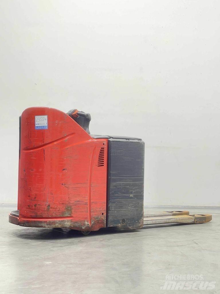 Linde T20SP-131 Porta palettes