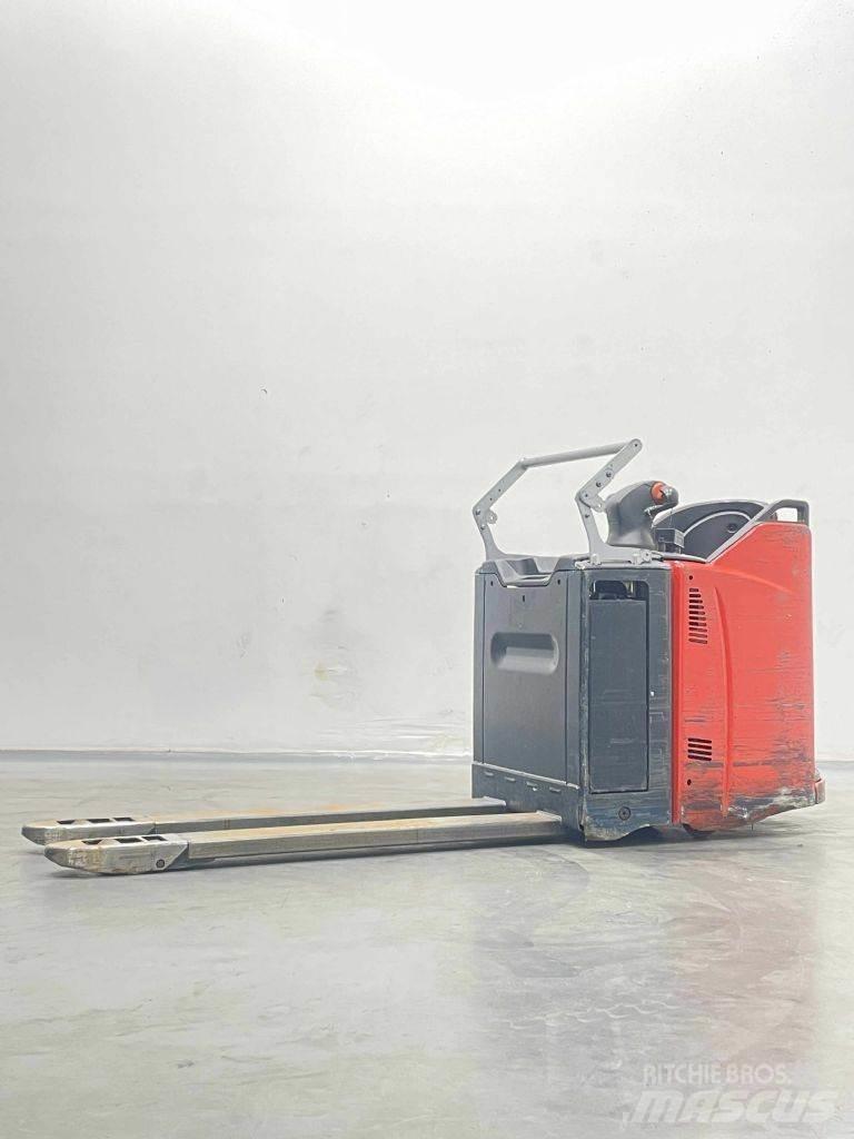 Linde T25SP-131 Porta palettes