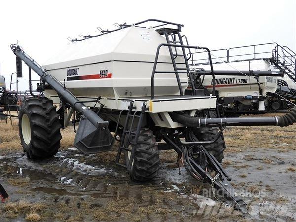 Bourgault 5440 Perfuradoras combinadas