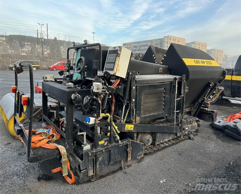 CAT AP255 Paver Pavimentadoras de asfalto