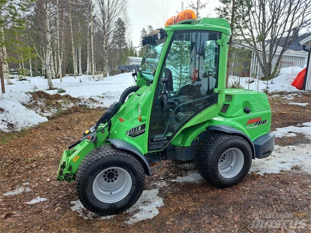 Avant 760i Carregadoras de direcção deslizante