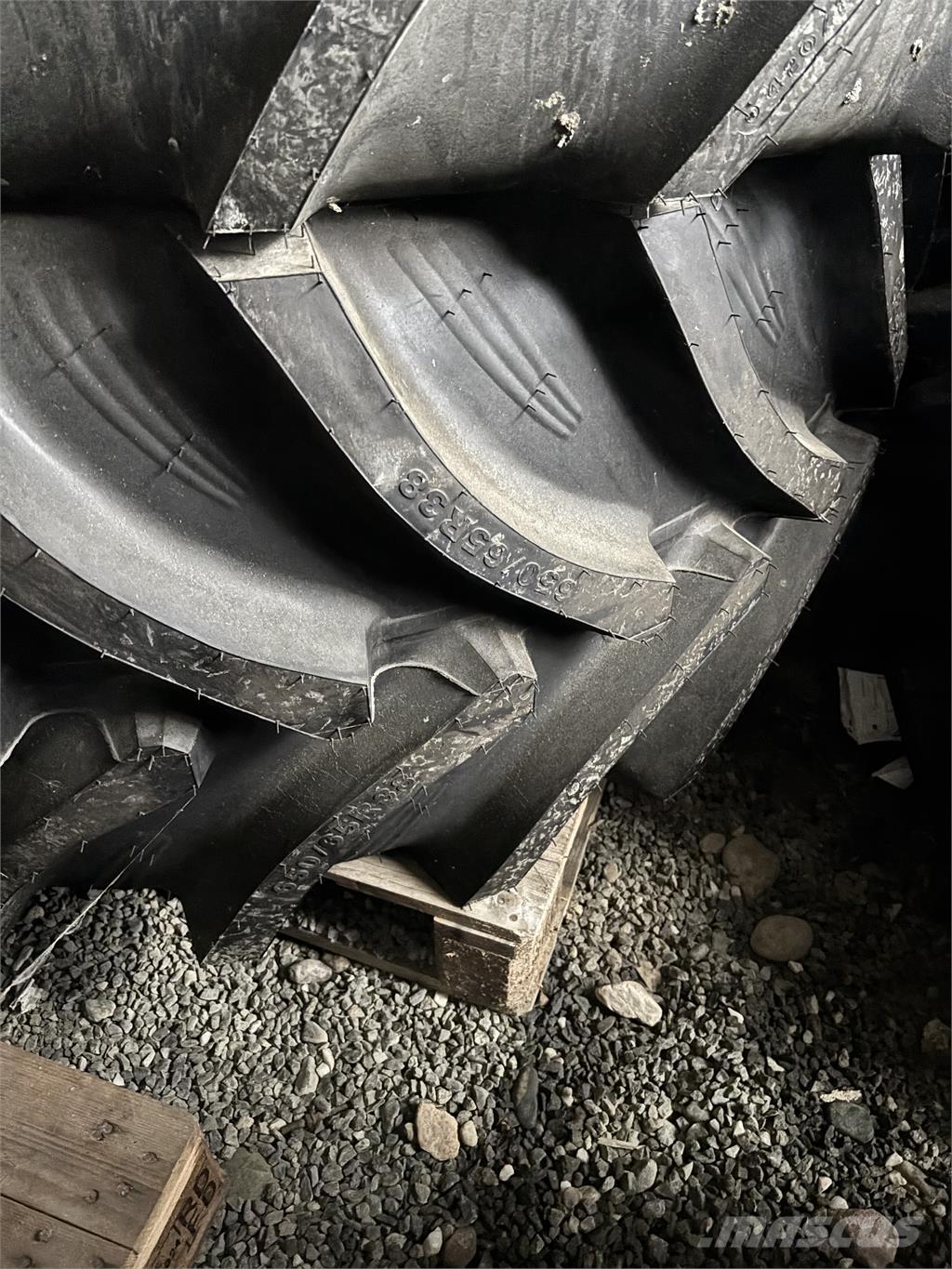 BKT Däck 650/65R38 1st Pneus Agrícolas