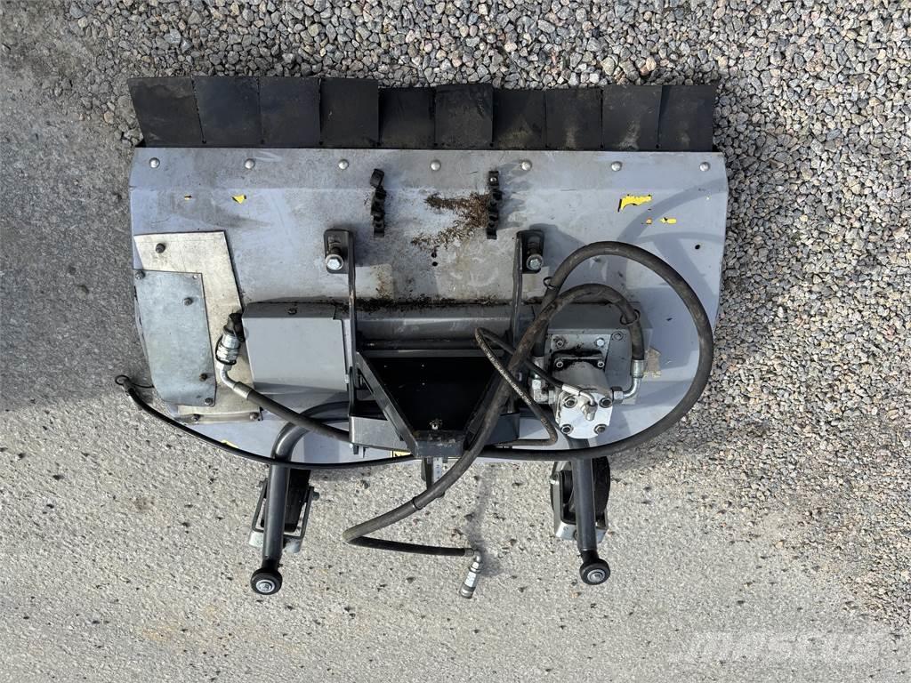 Egholm 2100 med Redskap Máquinas utilitárias