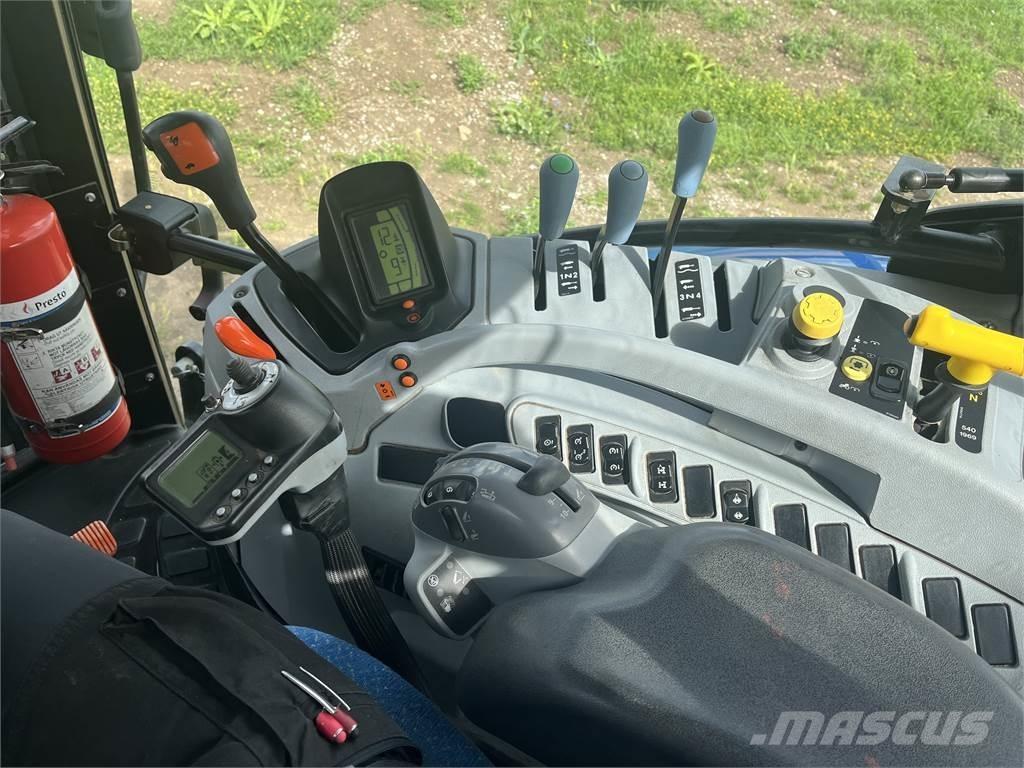 Ford New Holland T6040 Tratores Agrícolas usados
