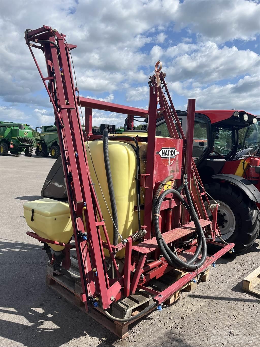 Hardi TLY 1000 Pulverizadores rebocados