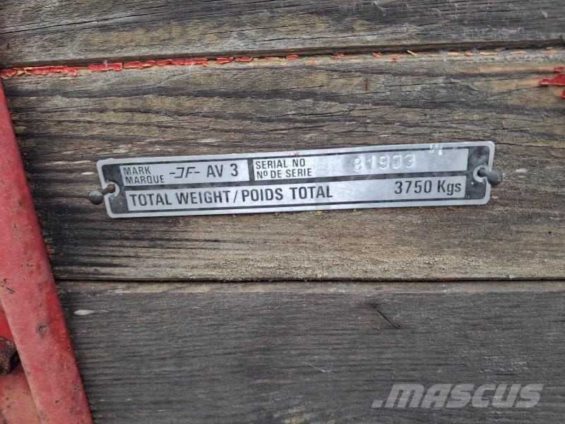 JF AV 3 GÖDSELVAGN Reboques agricolas de uso geral