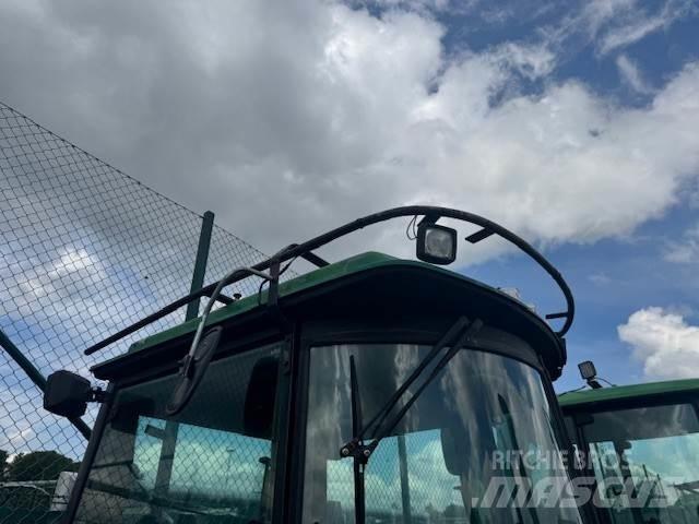 John Deere 2250 TRAKTOR Tratores Agrícolas usados