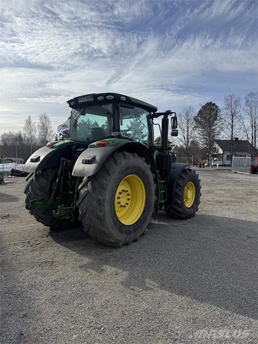 John Deere 6215R Tratores Agrícolas usados
