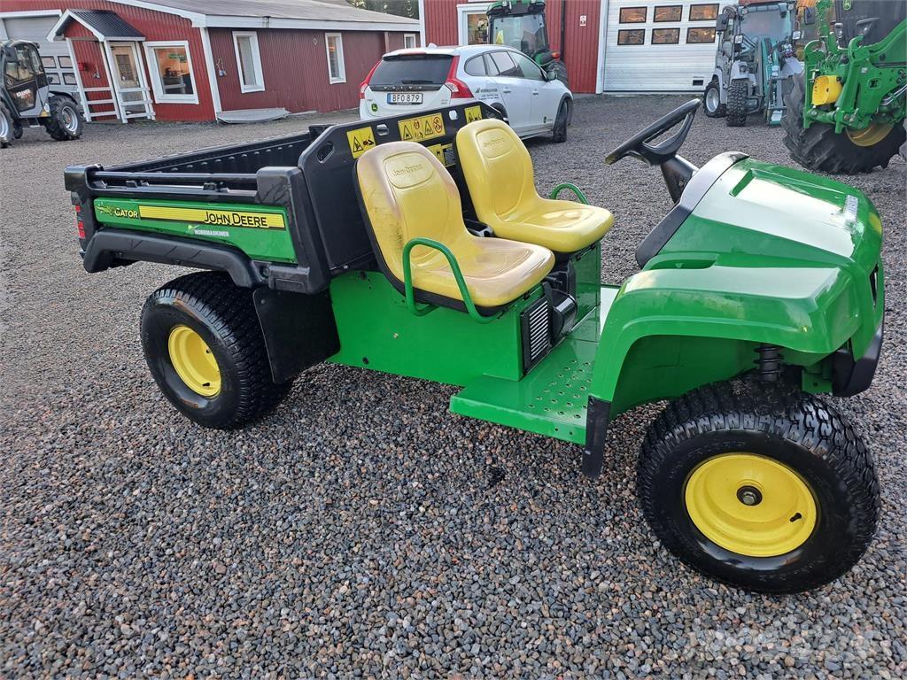 John Deere TE Gator Corta-Relvas Riders