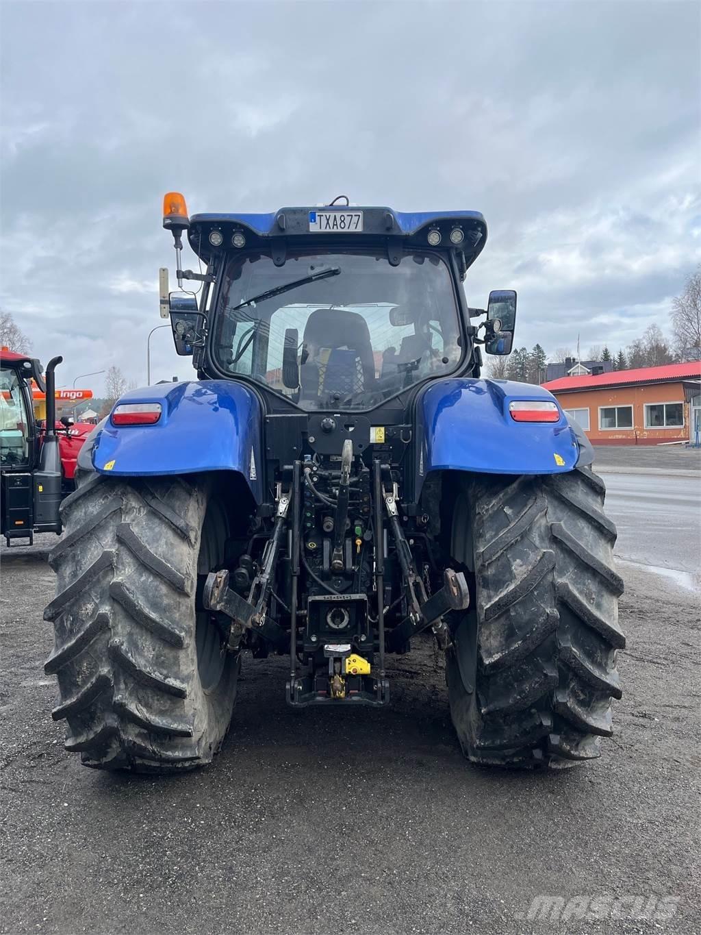 New Holland T7.225 Tratores Agrícolas usados