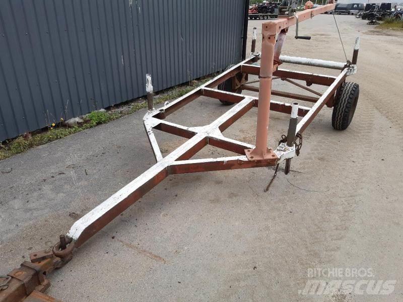  Skogvagn med vinch Reboques Florestais