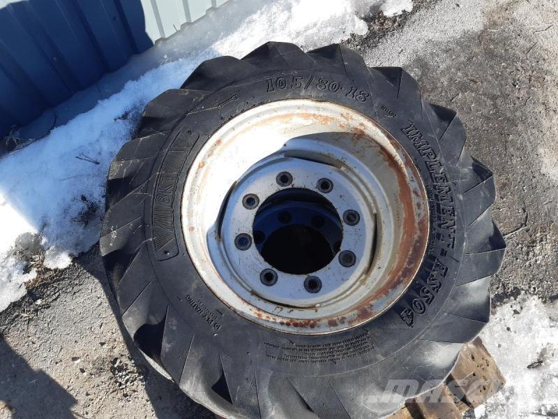  TRAKTOR HJUL 10,5/80-18 Pneus Agrícolas