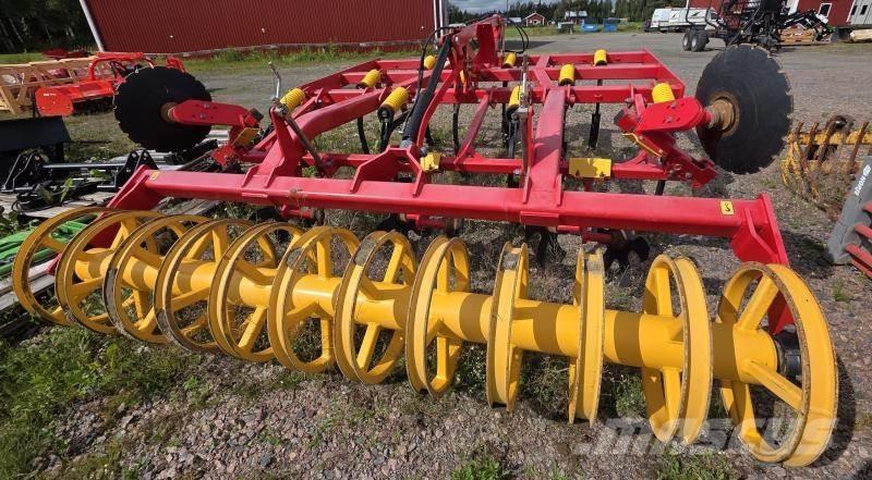 Väderstad Cultus 300 Outras máquinas de lavoura e acessórios