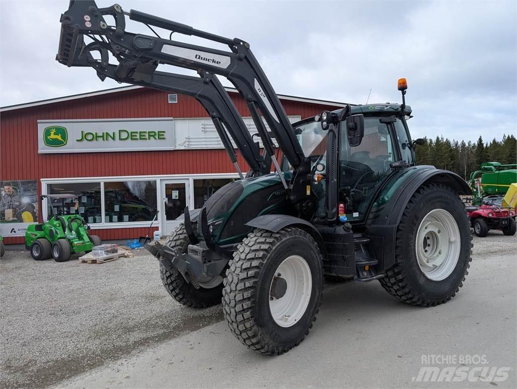 Valtra N154E Twintrac Tratores Agrícolas usados