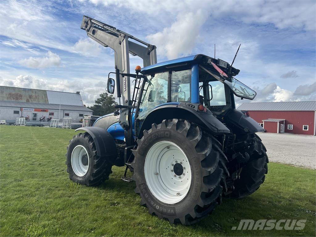 Valtra T151 E Tratores Agrícolas usados