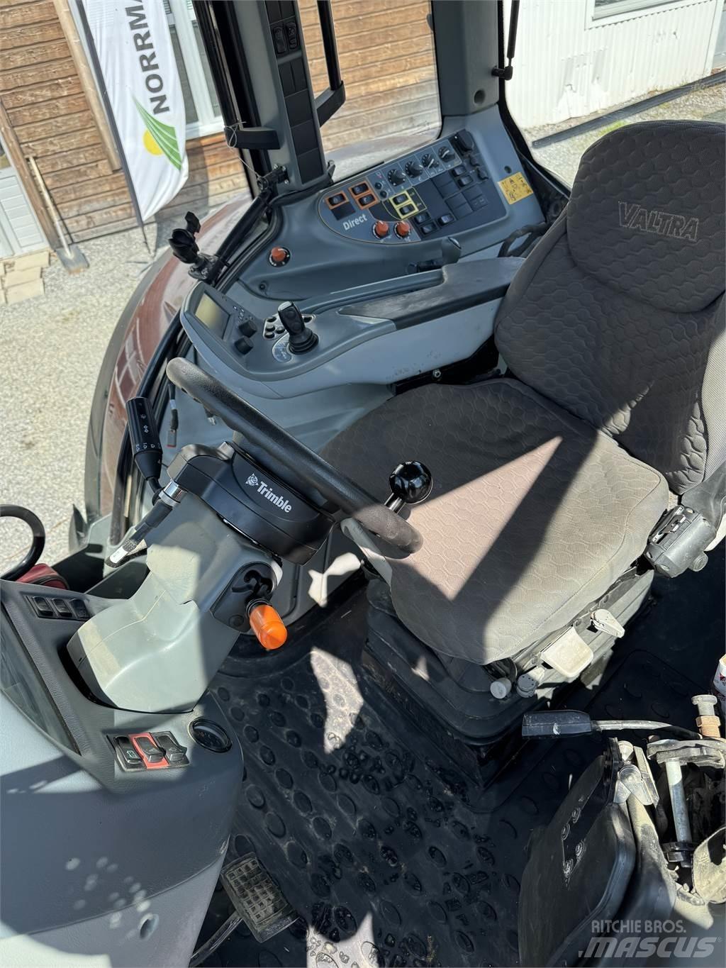 Valtra T203 Direct Tratores Agrícolas usados